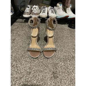 NWOT Jewel Badgley Mischka Mayra Ankle Strap Evening Shoe, Size 6